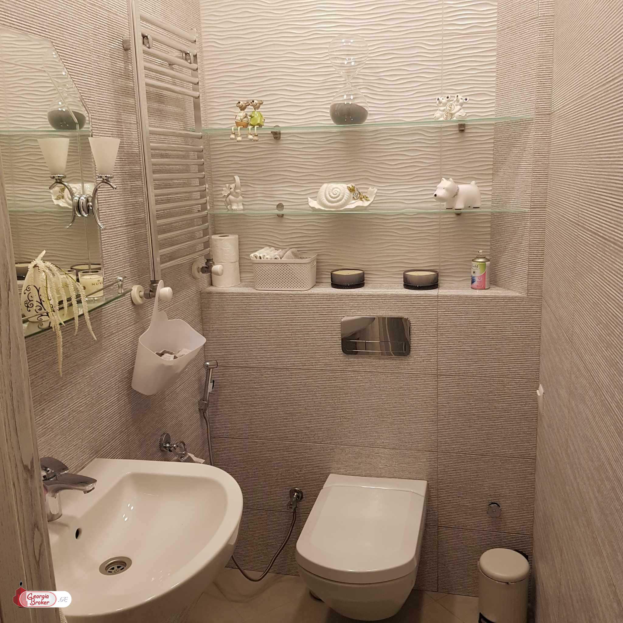 nearly repaired 5-room apartment for sale