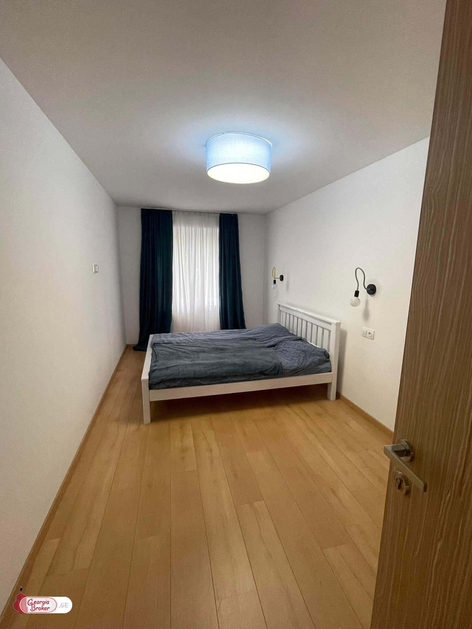 nearly repaired 3-room apartment for sale