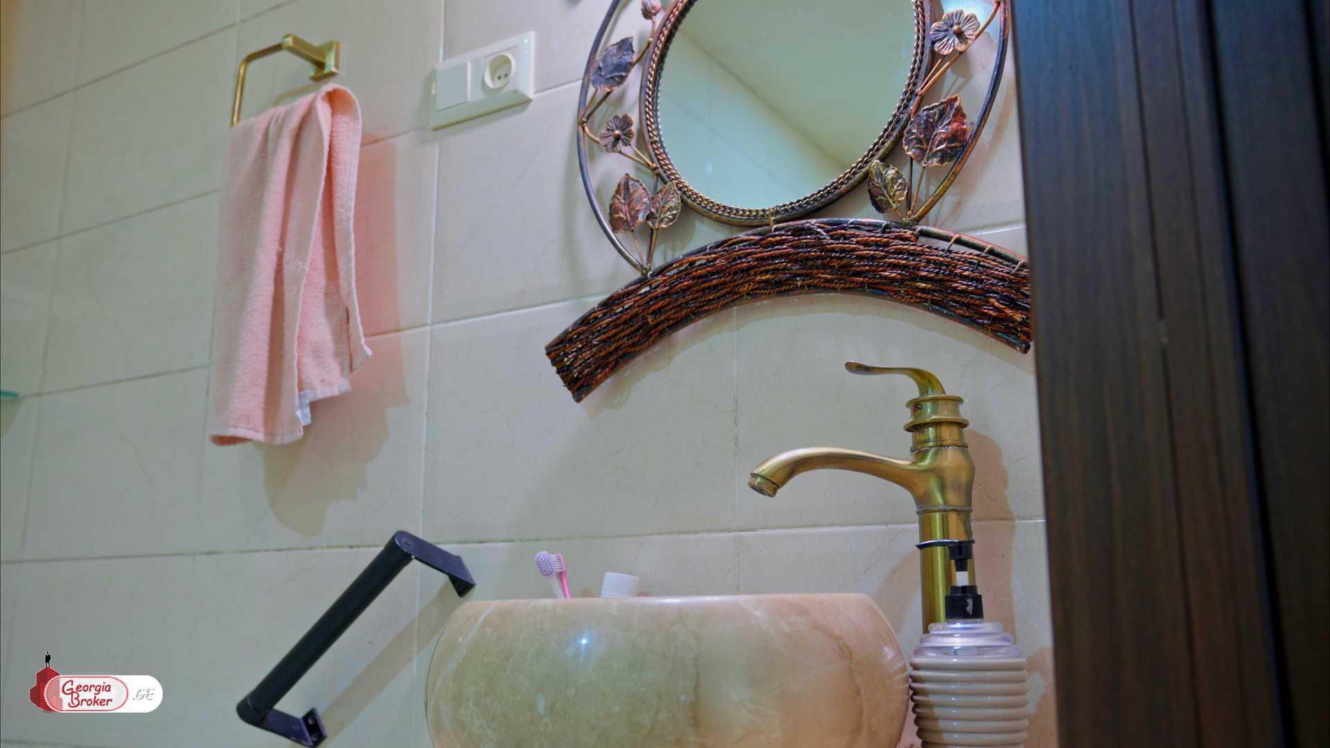 nearly repaired 4-room apartment for sale