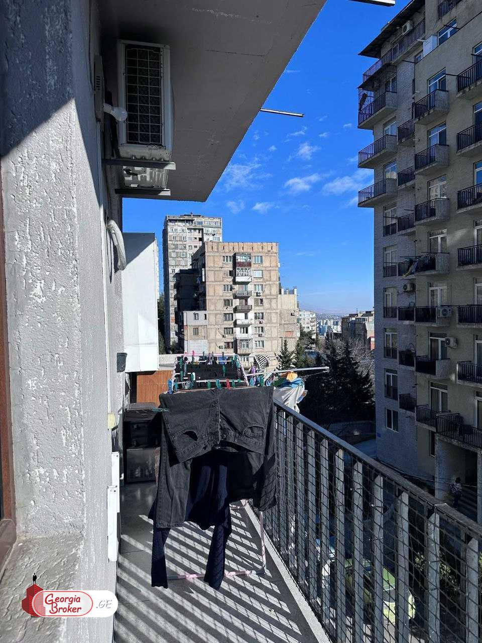 იყიდება ახალი გარემონტებული 3 ოთახიანი ბინა