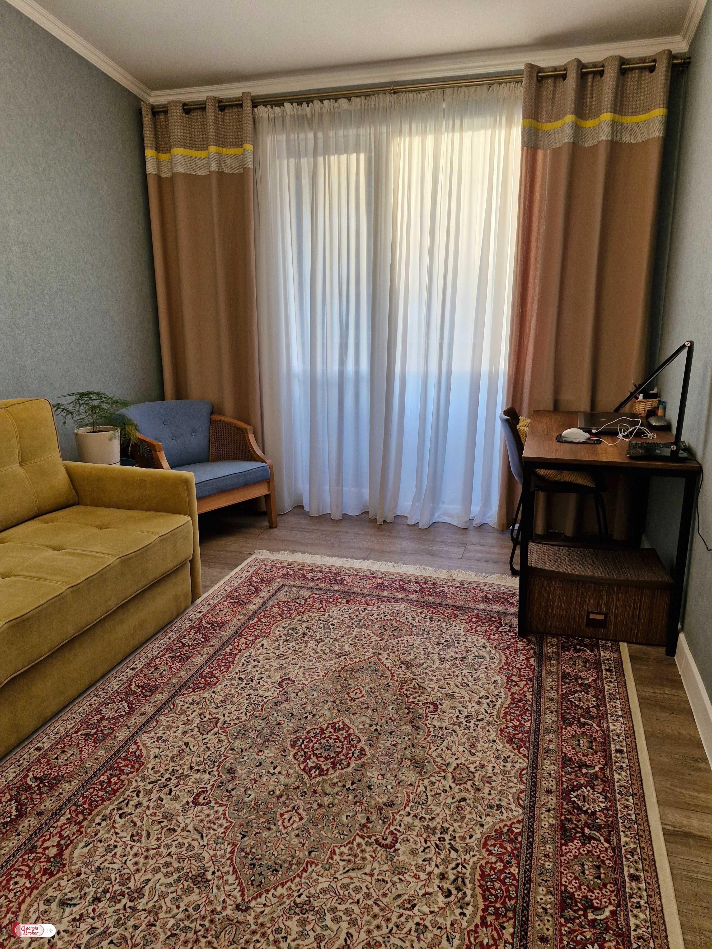 nearly repaired 3-room apartment for sale