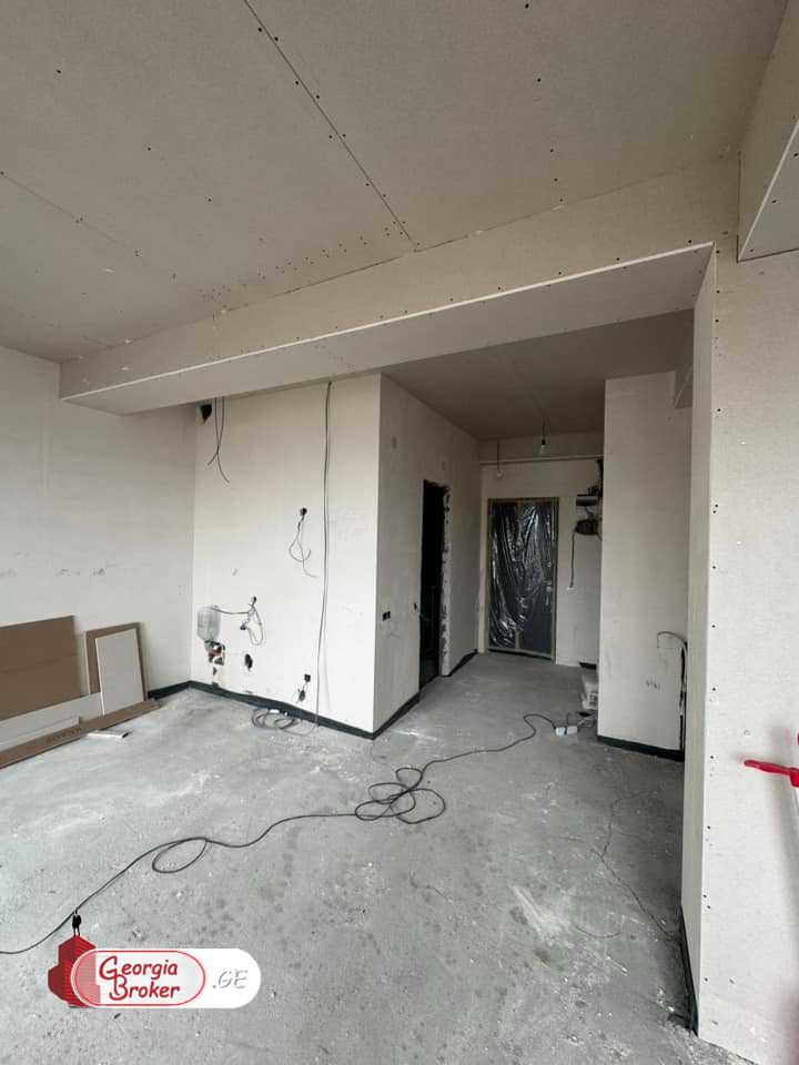 nearly repaired 3-room apartment for sale