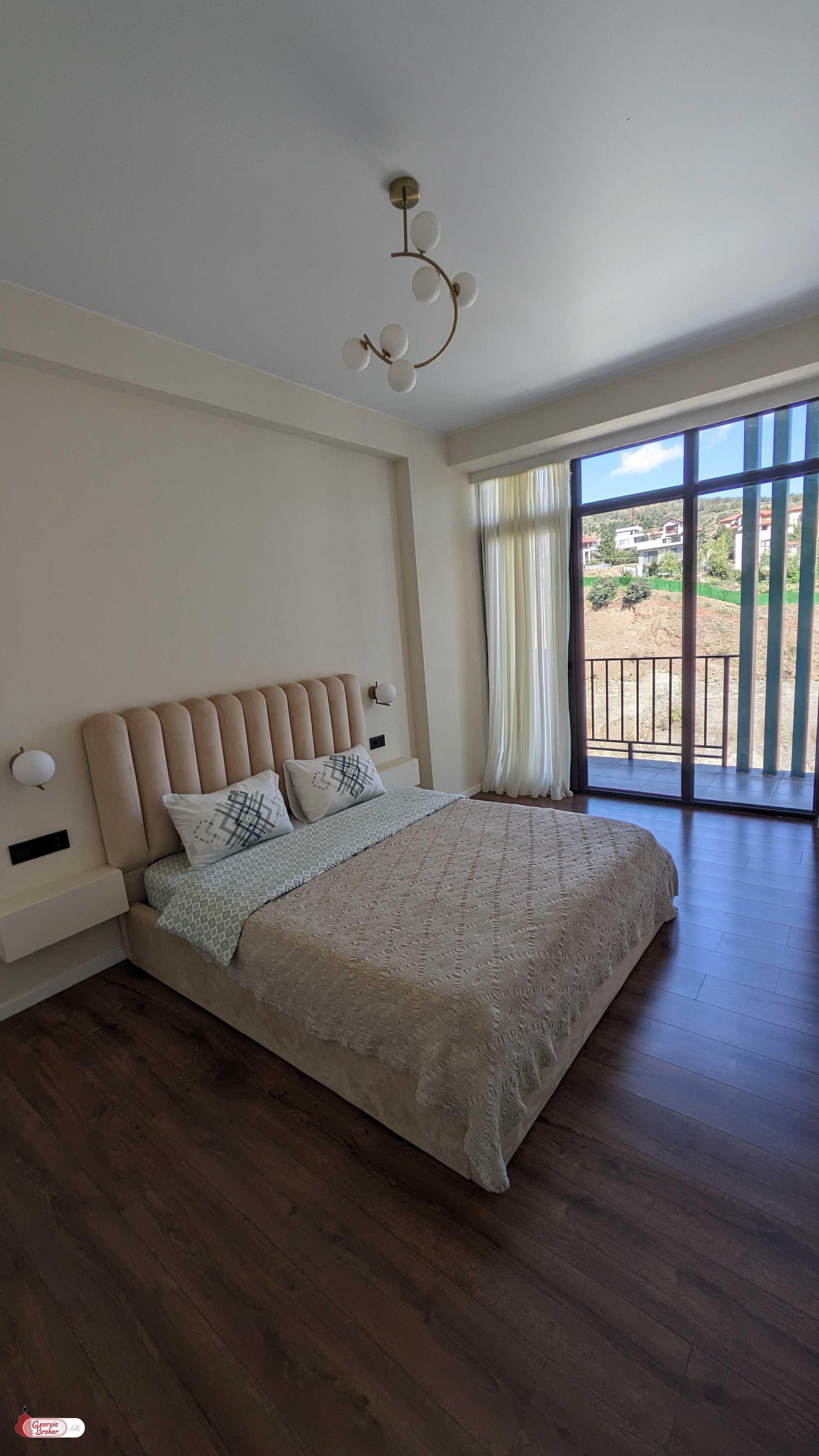 nearly repaired 3-room apartment for sale