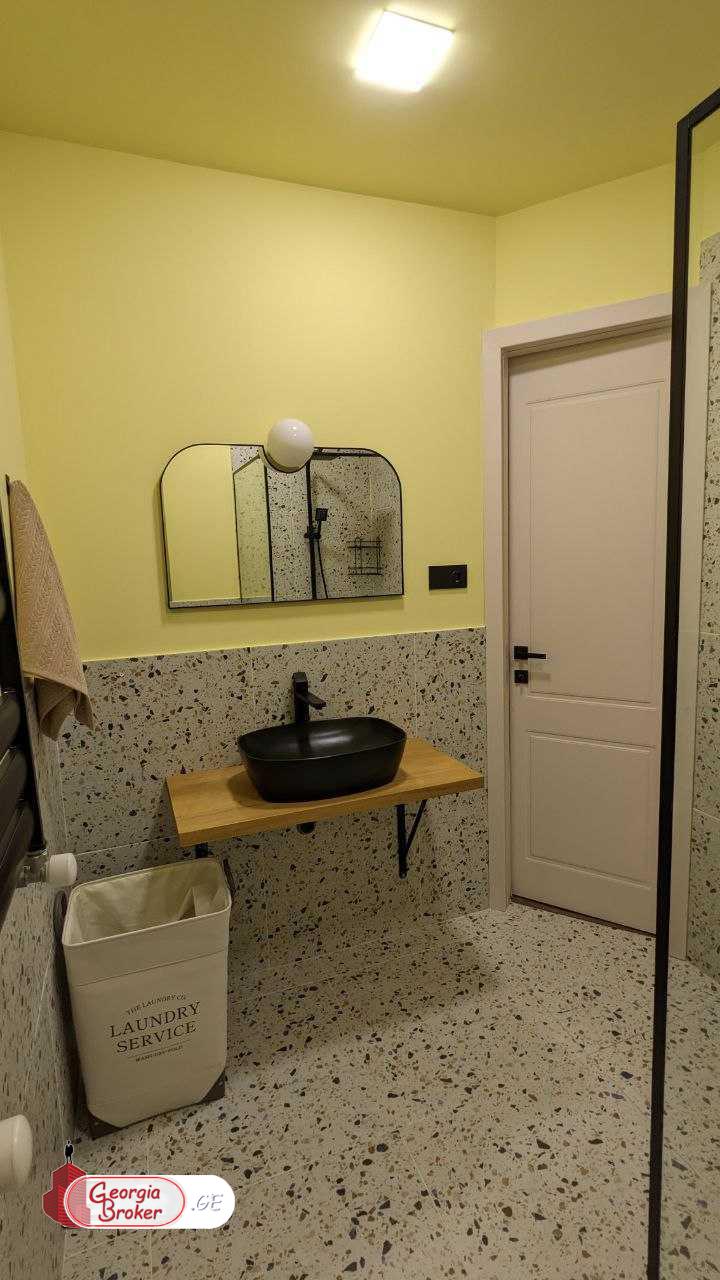 nearly repaired 3-room apartment for sale