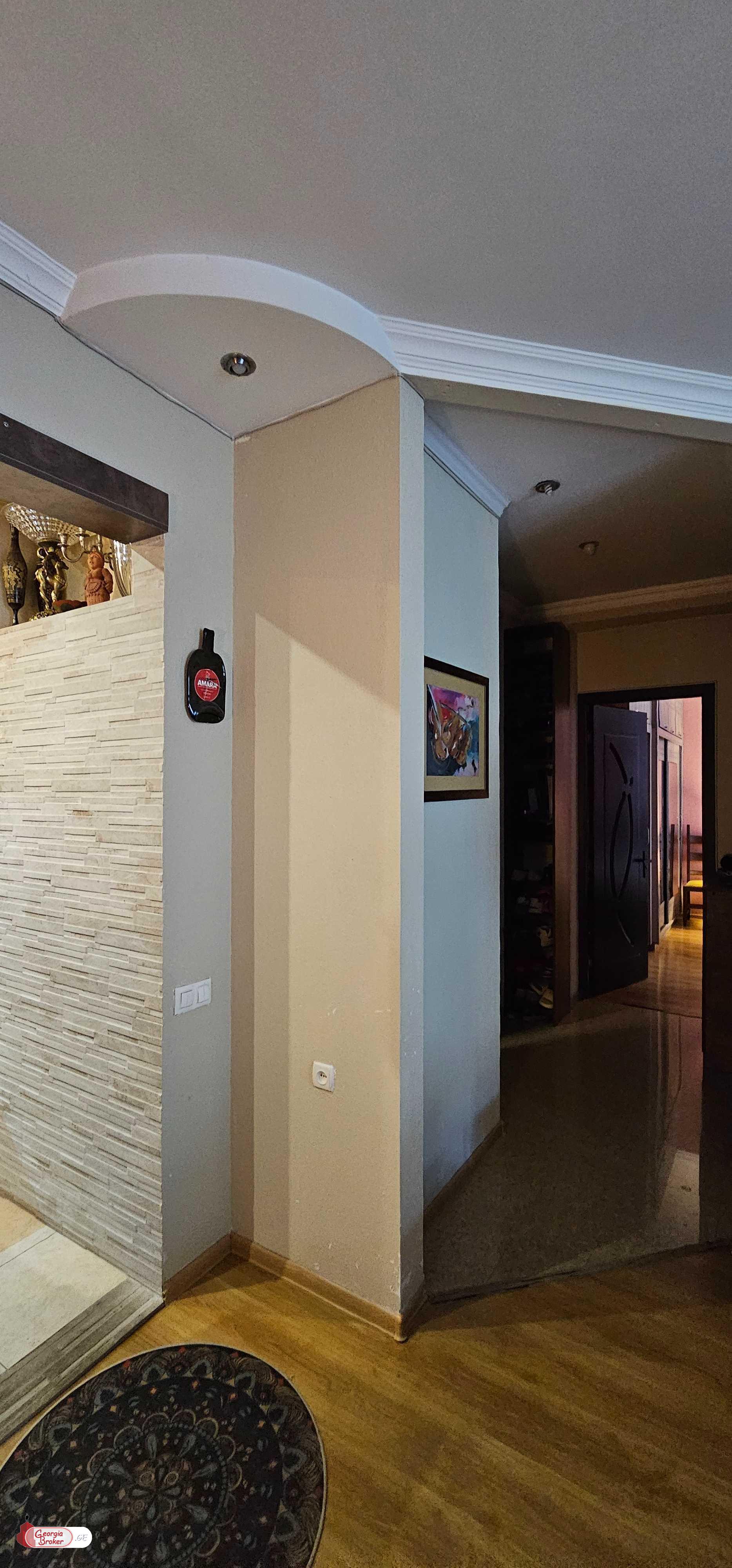 nearly repaired 3-room apartment for sale