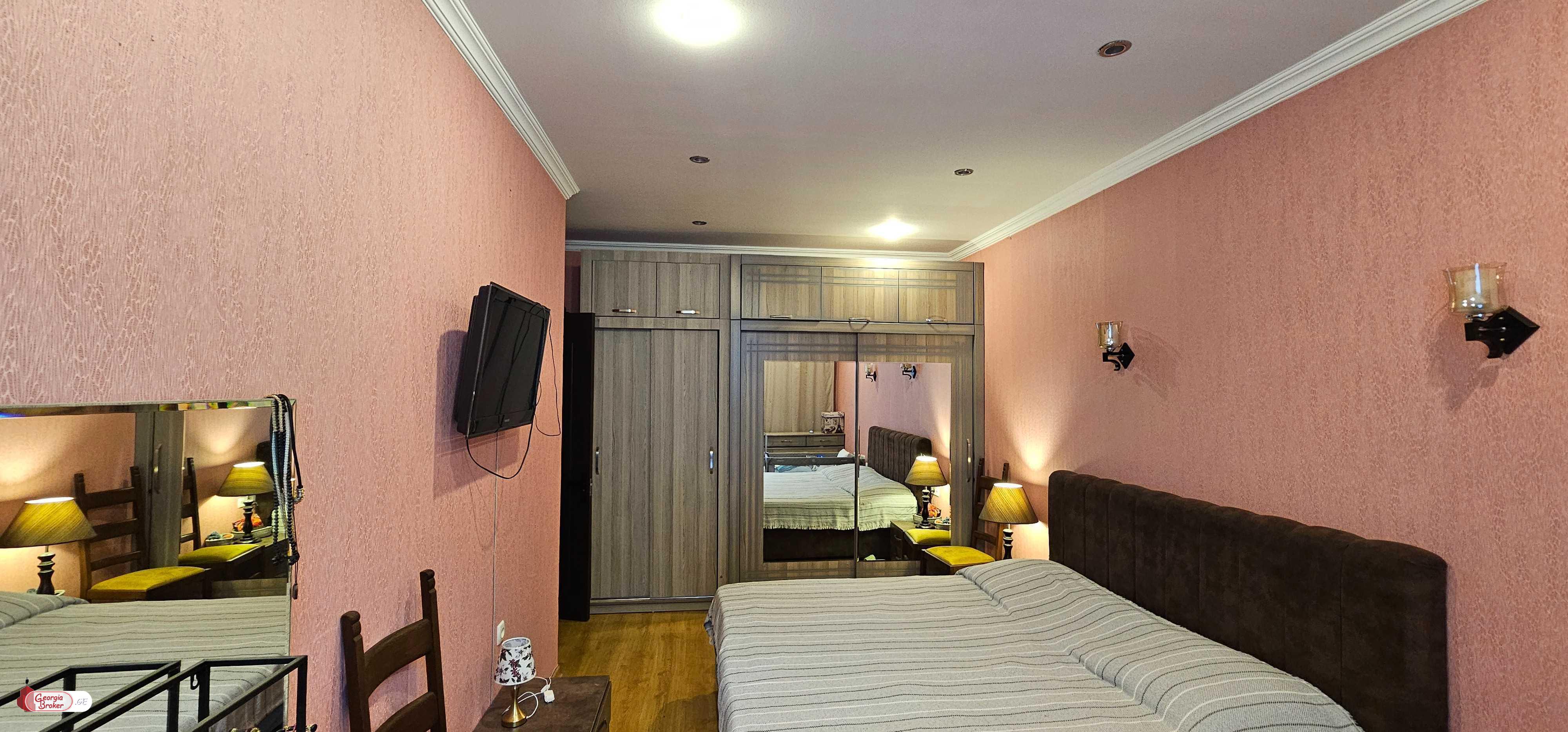 nearly repaired 3-room apartment for sale