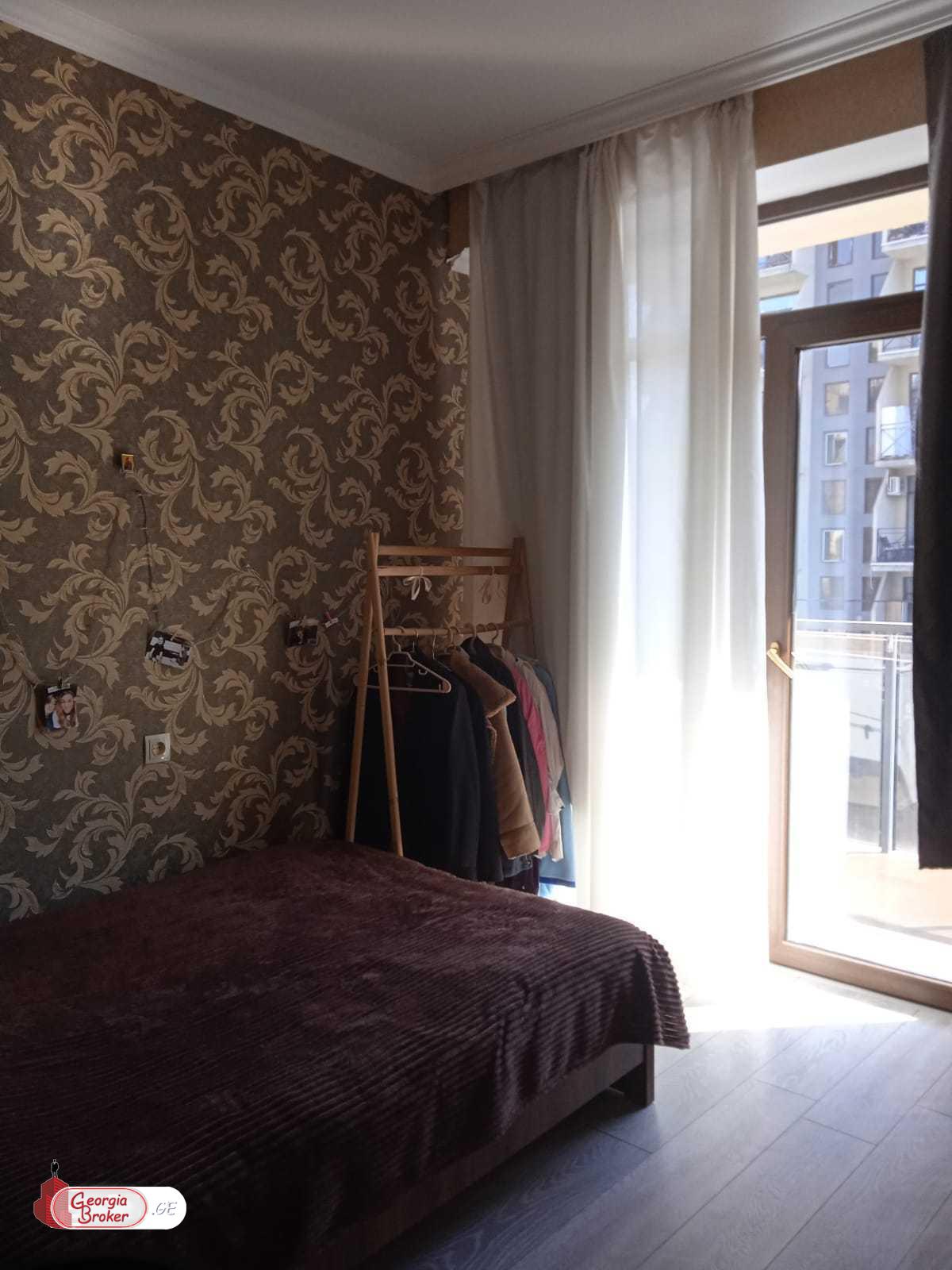 nearly repaired 4-room apartment for sale