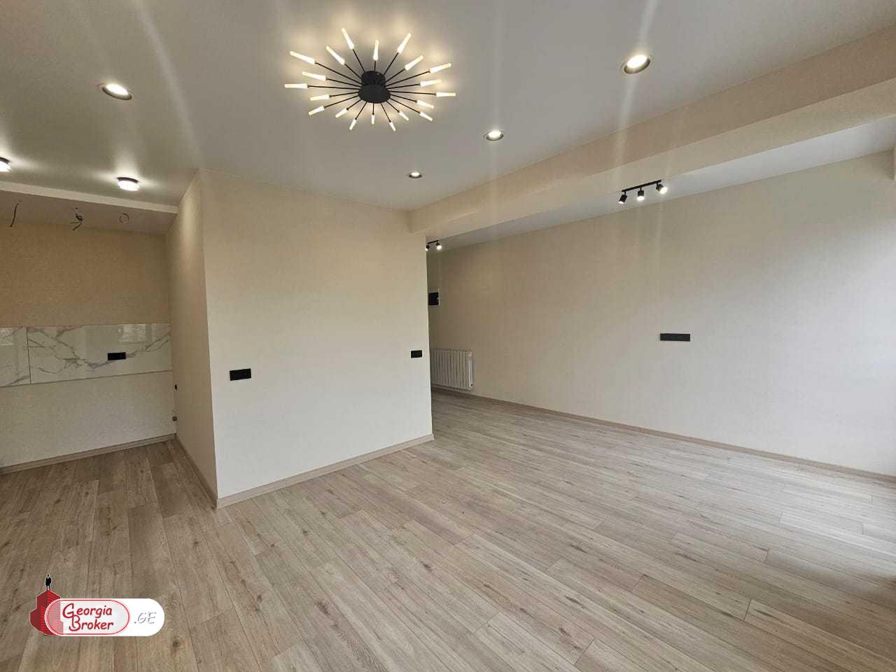 nearly repaired 3-room apartment for sale