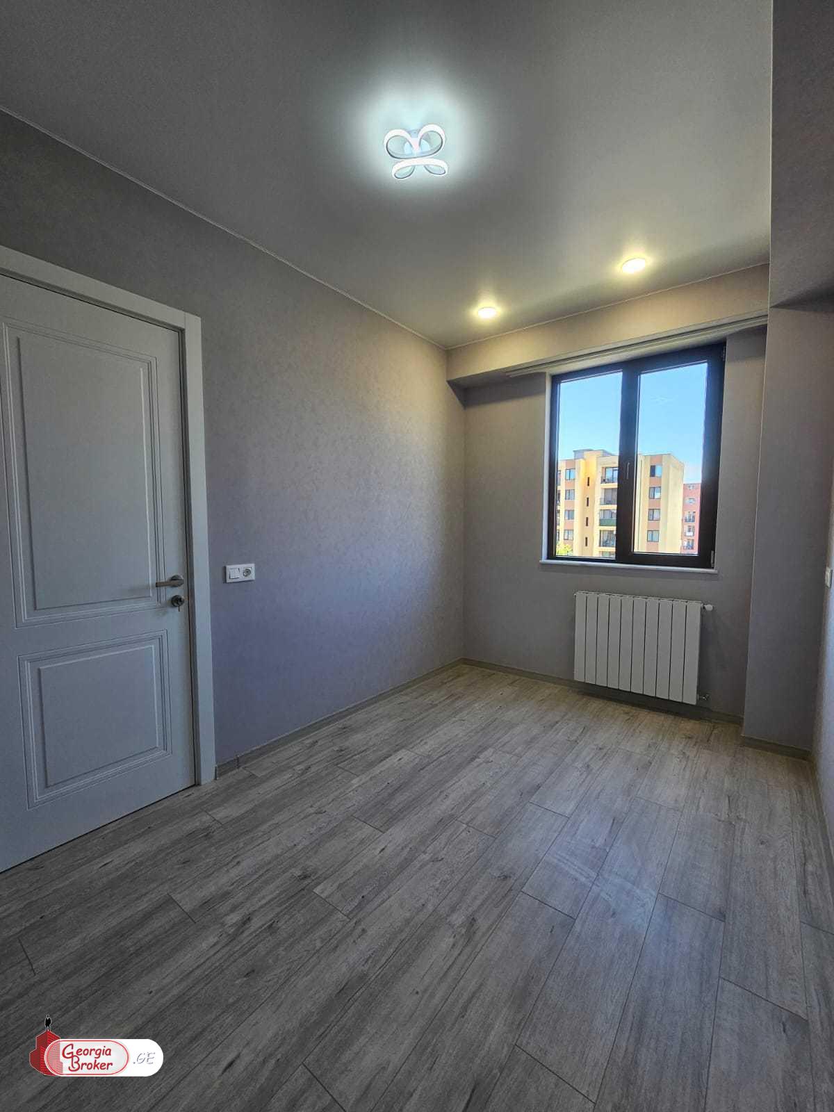 nearly repaired 3-room apartment for sale