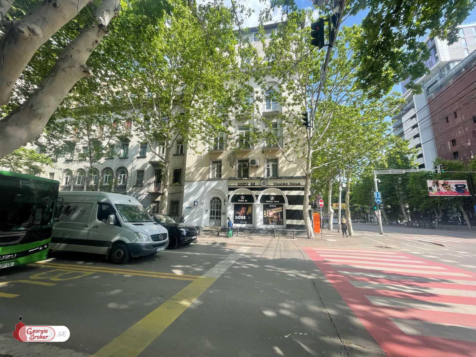 nearly repaired 3-room apartment for sale