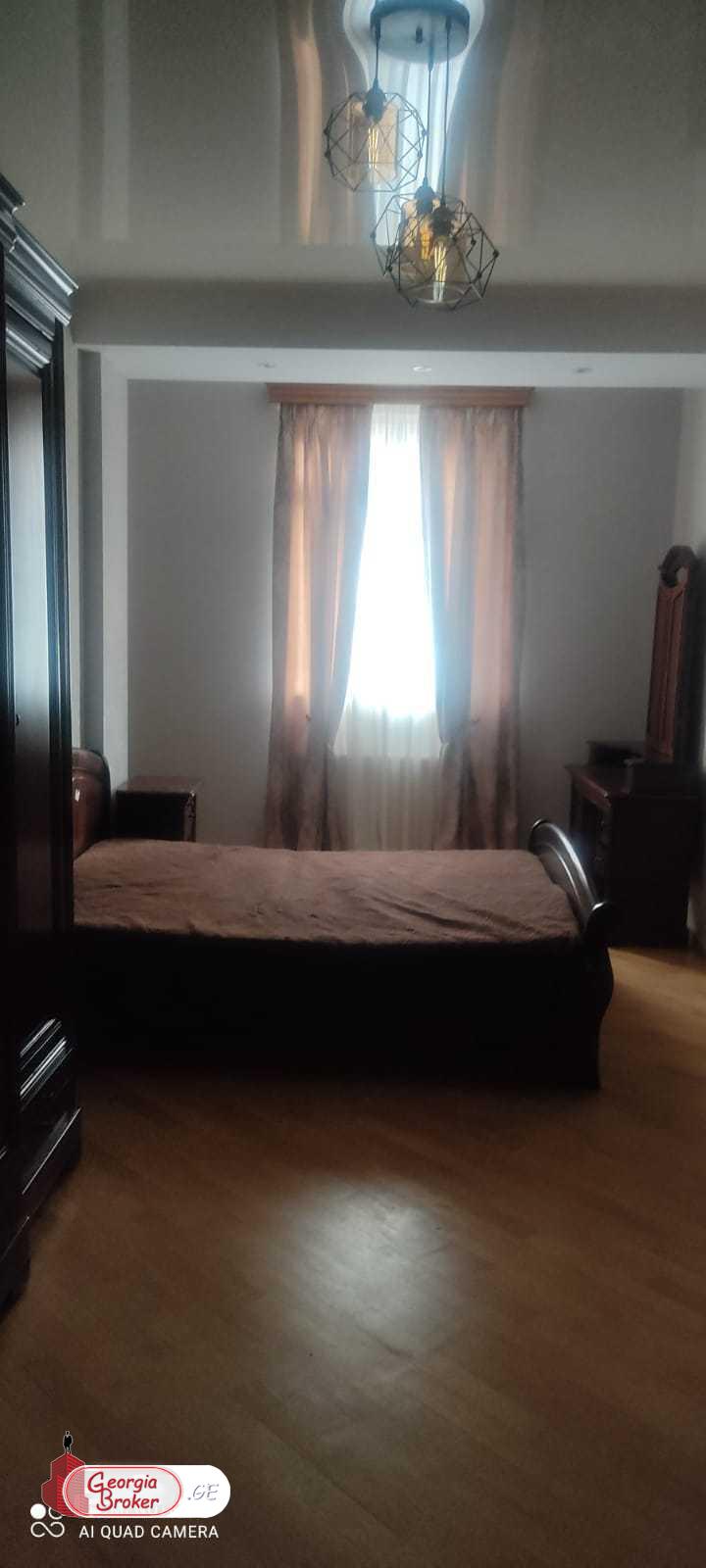 nearly repaired 3-room apartment for sale