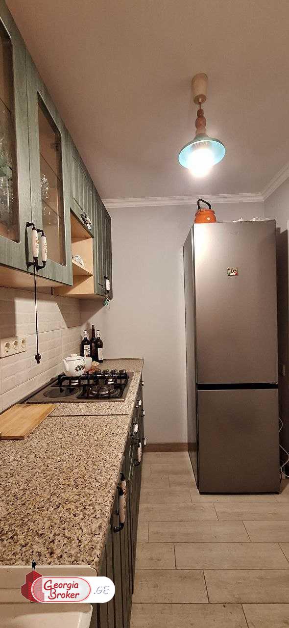 nearly repaired 3-room apartment for sale