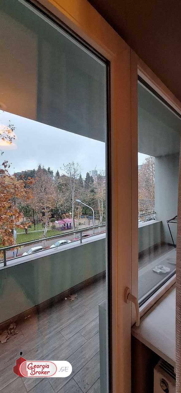 nearly repaired 3-room apartment for sale