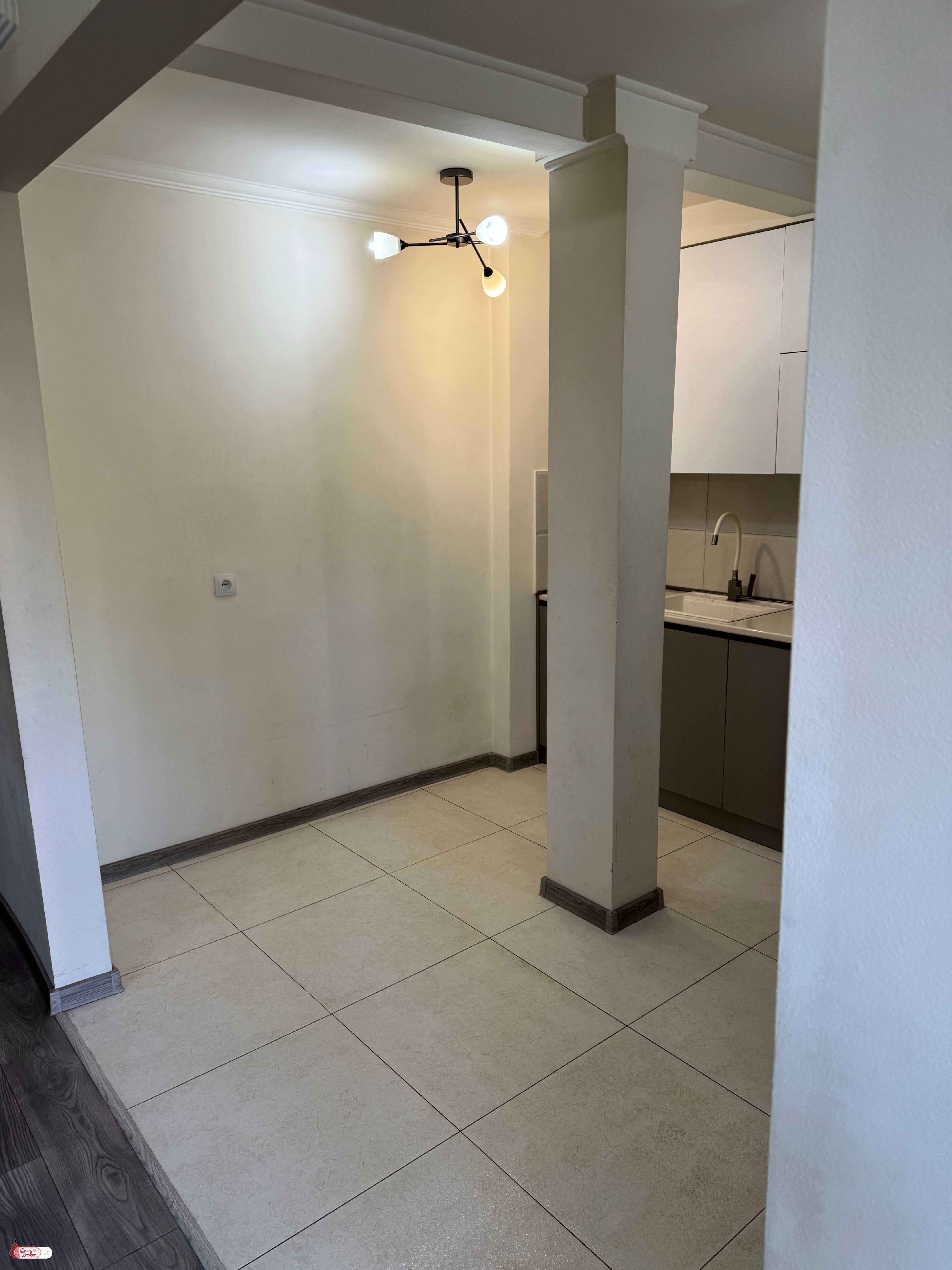 nearly repaired 3-room apartment for sale