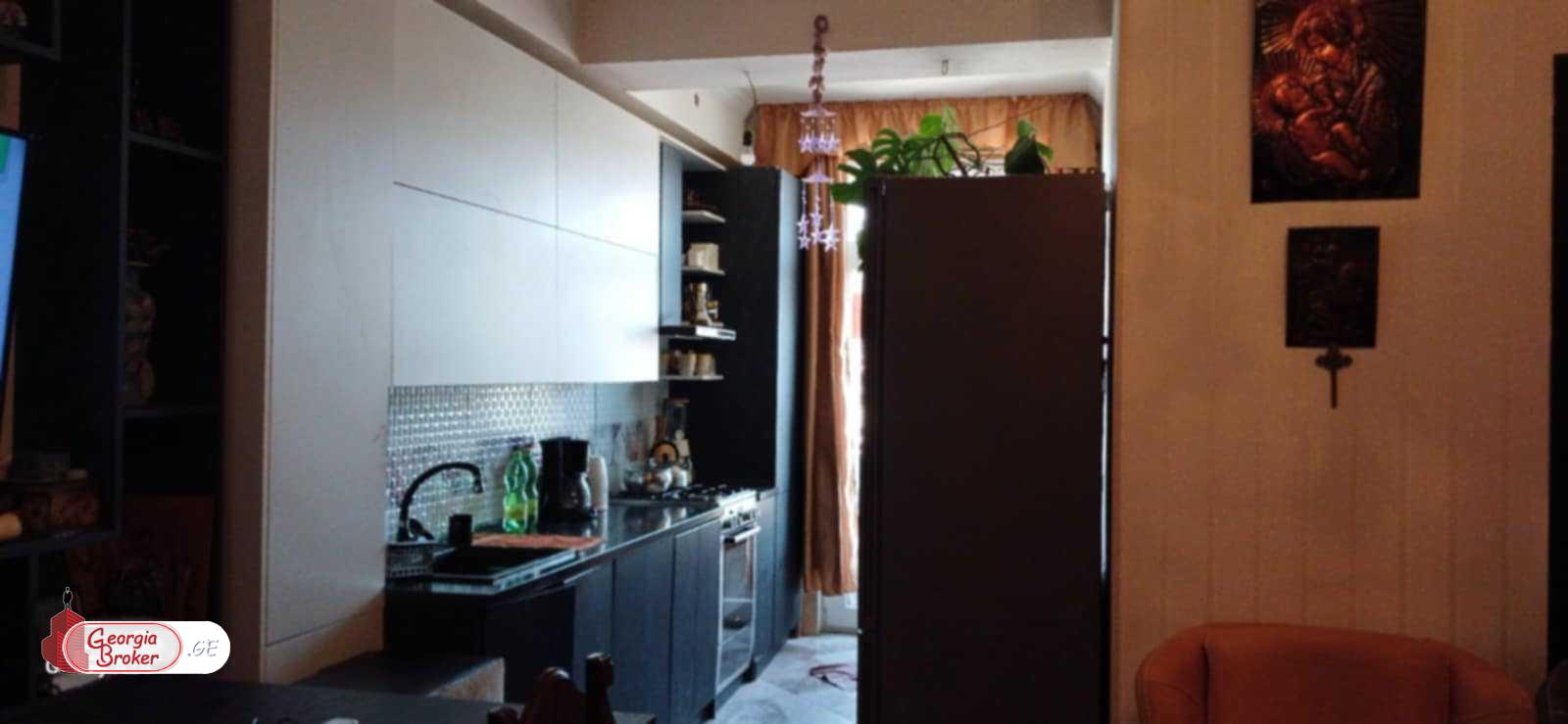 nearly repaired 3-room apartment for sale