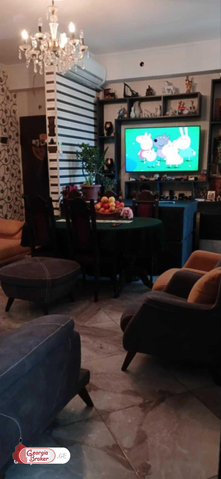 nearly repaired 3-room apartment for sale