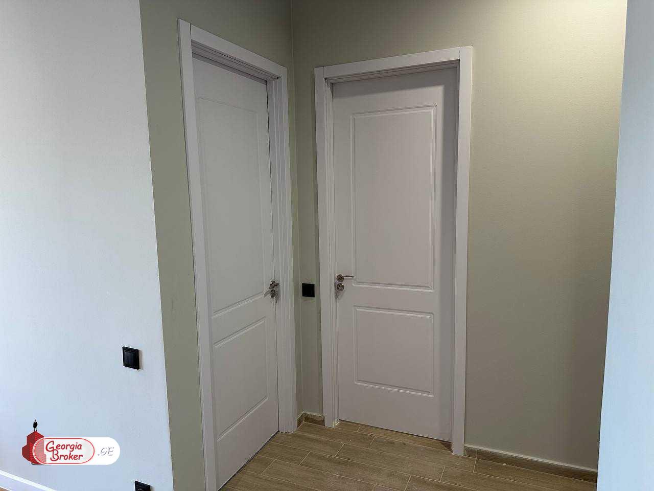 nearly repaired 2-room apartment for sale