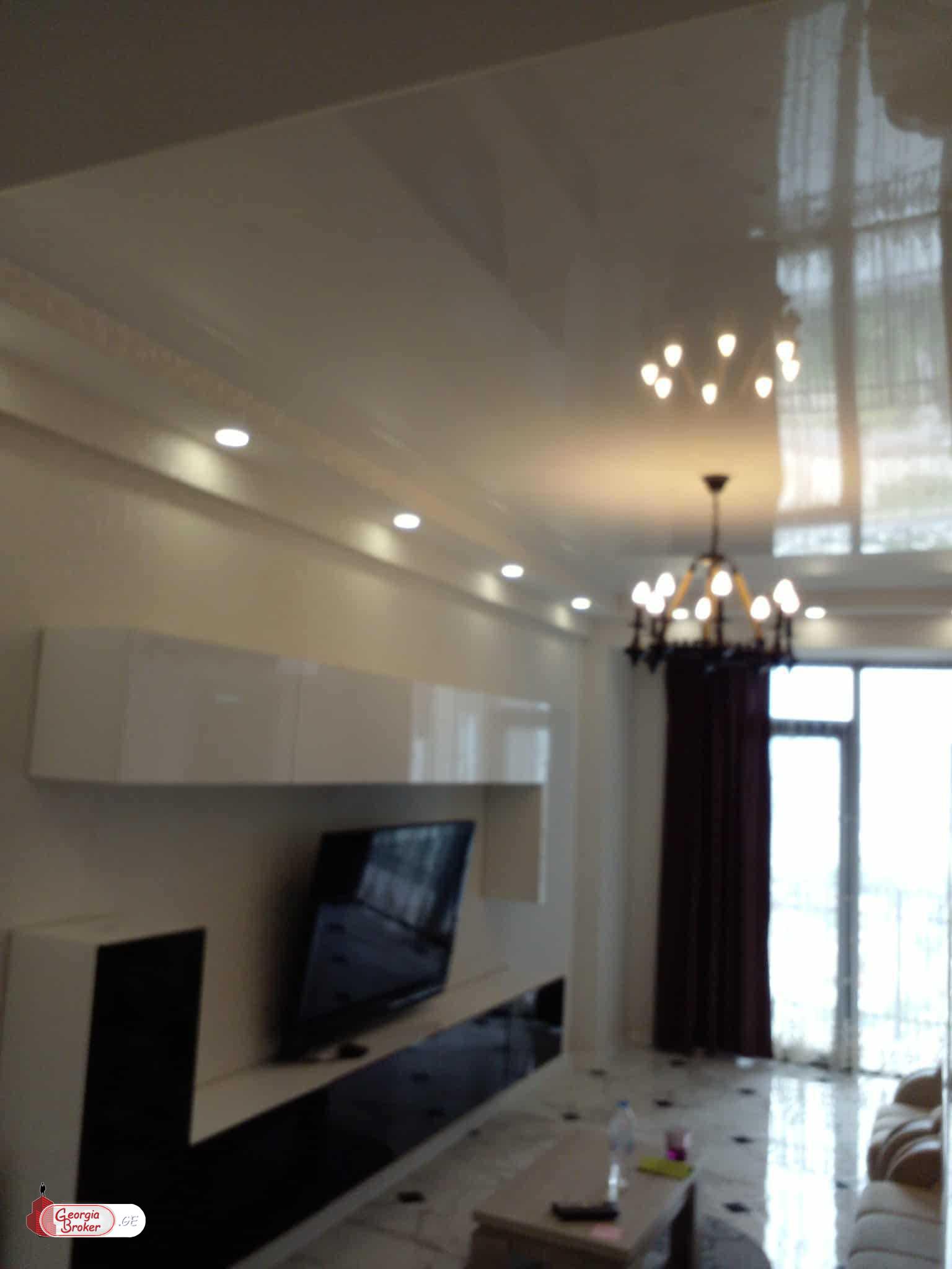 продается квартира с новым ремонтом 3-комнаты