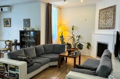 nearly repaired 7-room apartment for sale