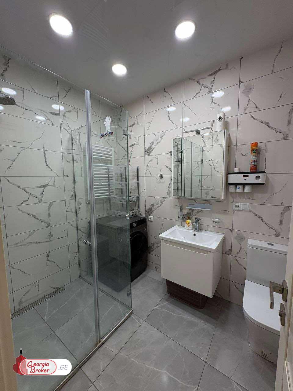 nearly repaired 3-room apartment for sale