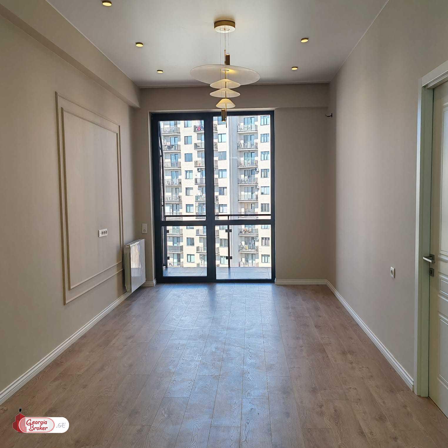 nearly repaired 2-room apartment for sale