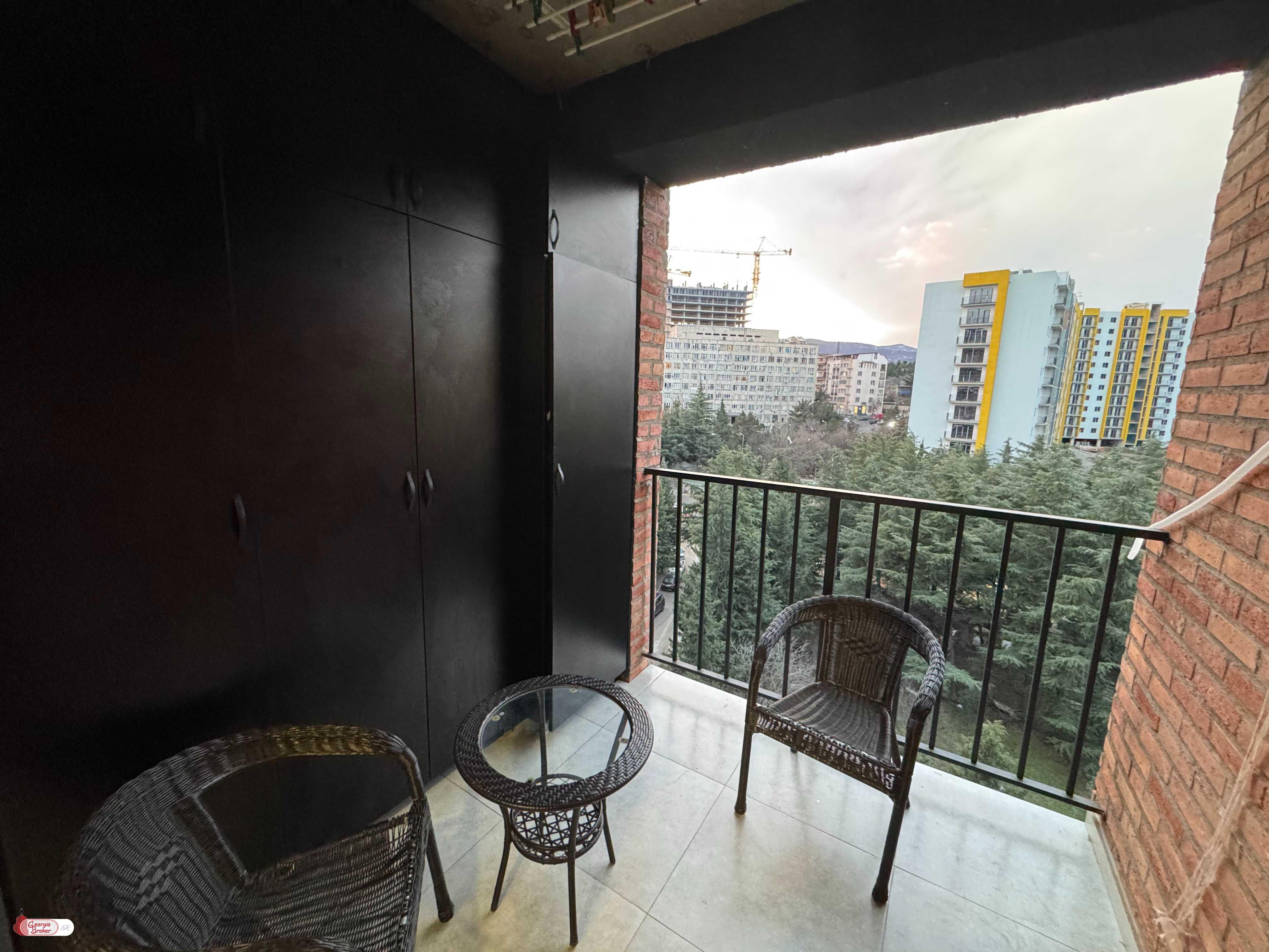 продается квартира с новым ремонтом 2-комнаты