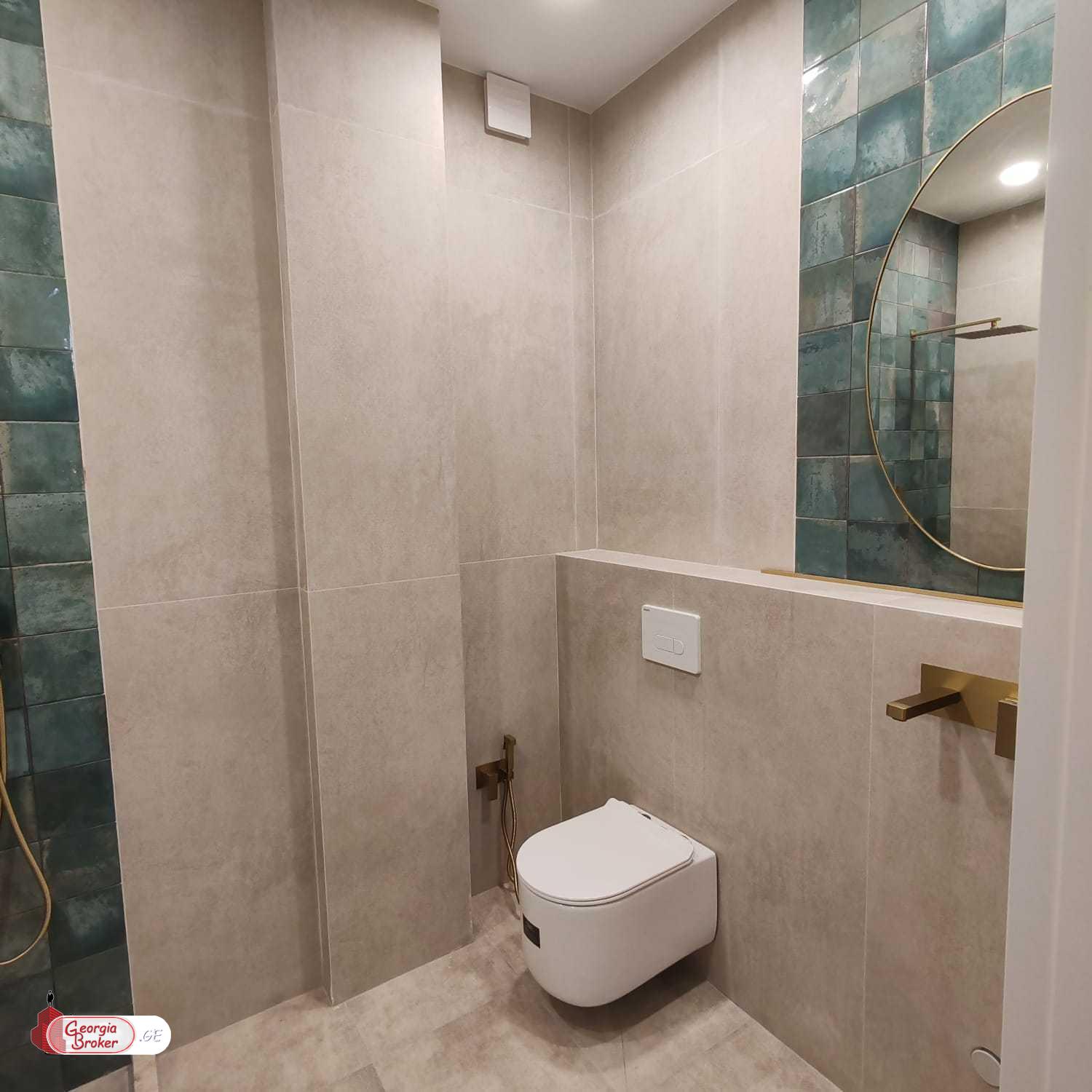 nearly repaired 2-room apartment for sale