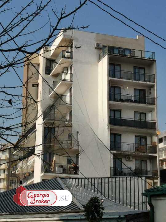 продается квартира с новым ремонтом 3-комнаты