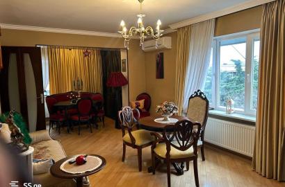 nearly repaired 4-room apartment for sale