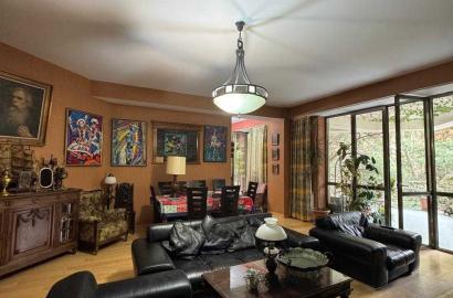 nearly repaired 5-room apartment for sale