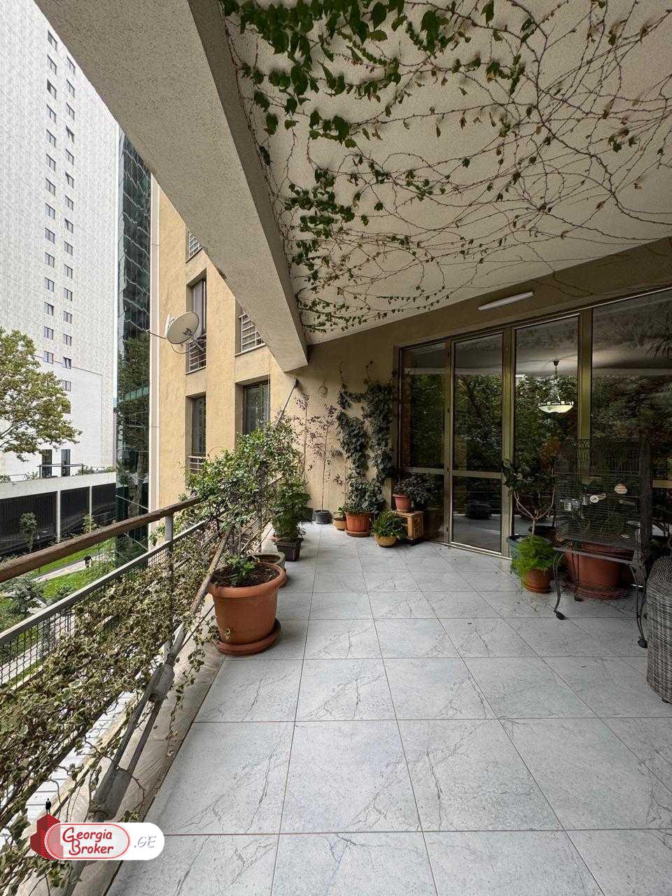 nearly repaired 5-room apartment for sale