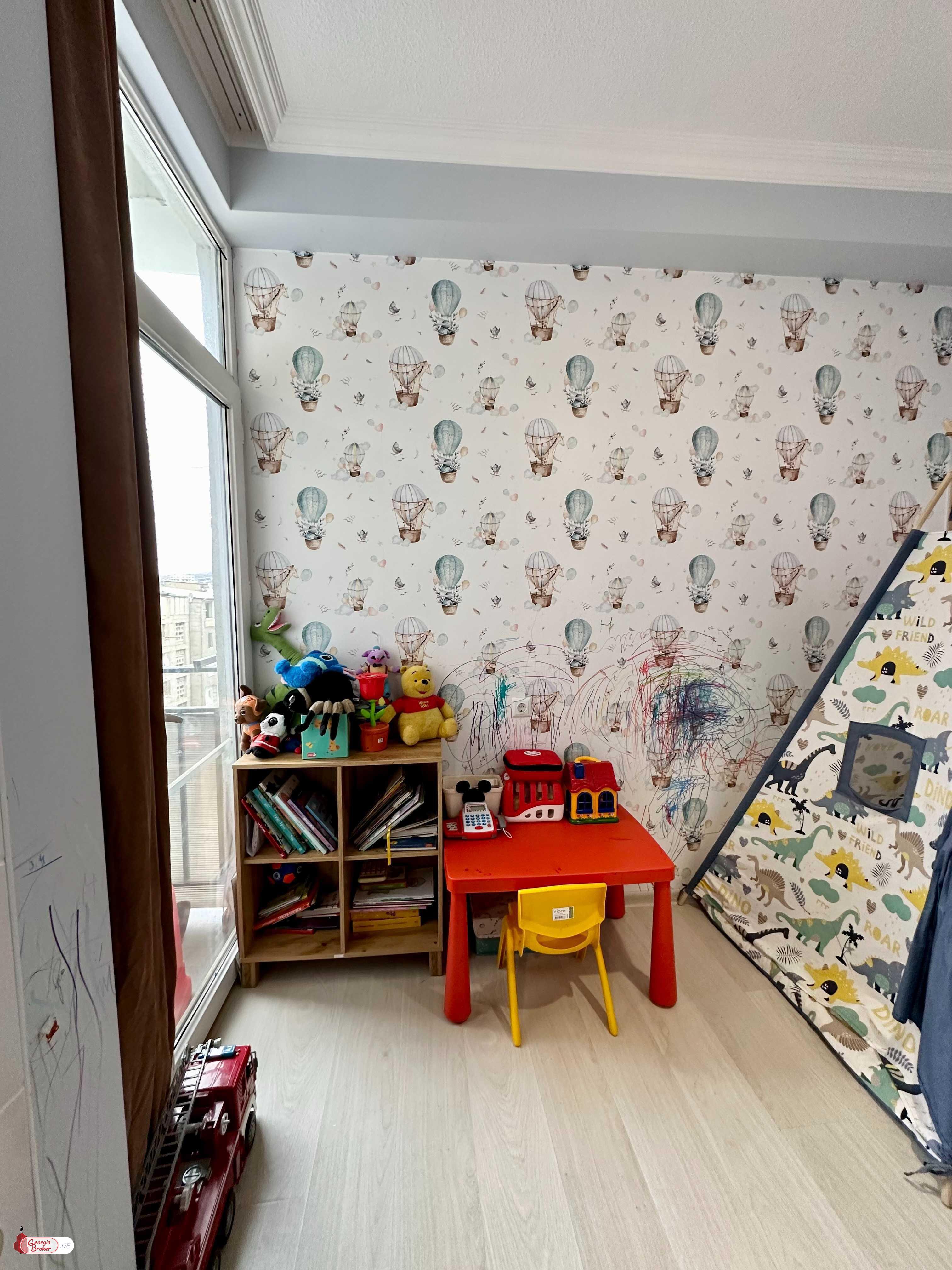 nearly repaired 3-room apartment for sale