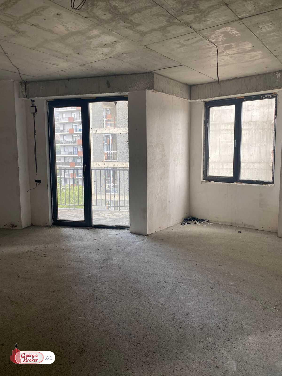 nearly repaired 3-room apartment for sale
