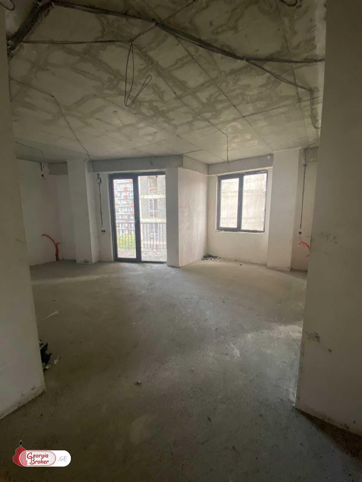 იყიდება ახალი გარემონტებული 3 ოთახიანი ბინა