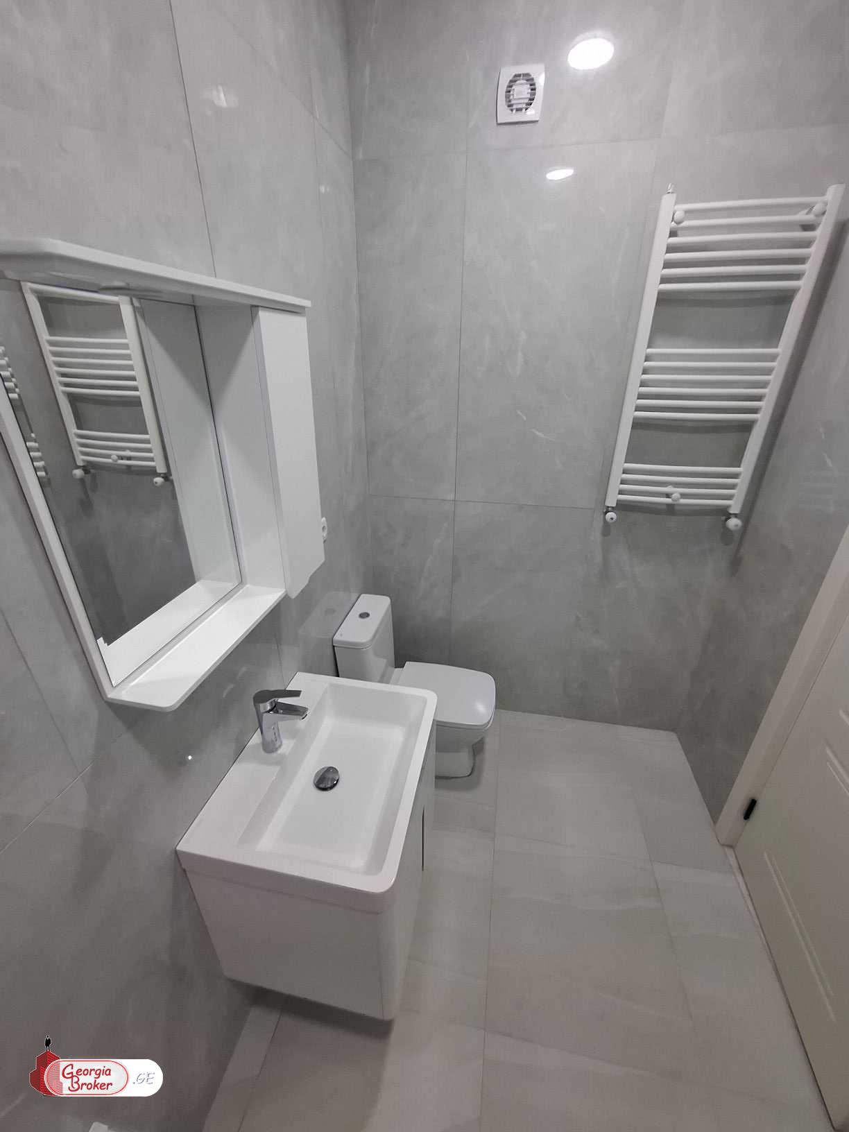 nearly repaired 3-room apartment for sale