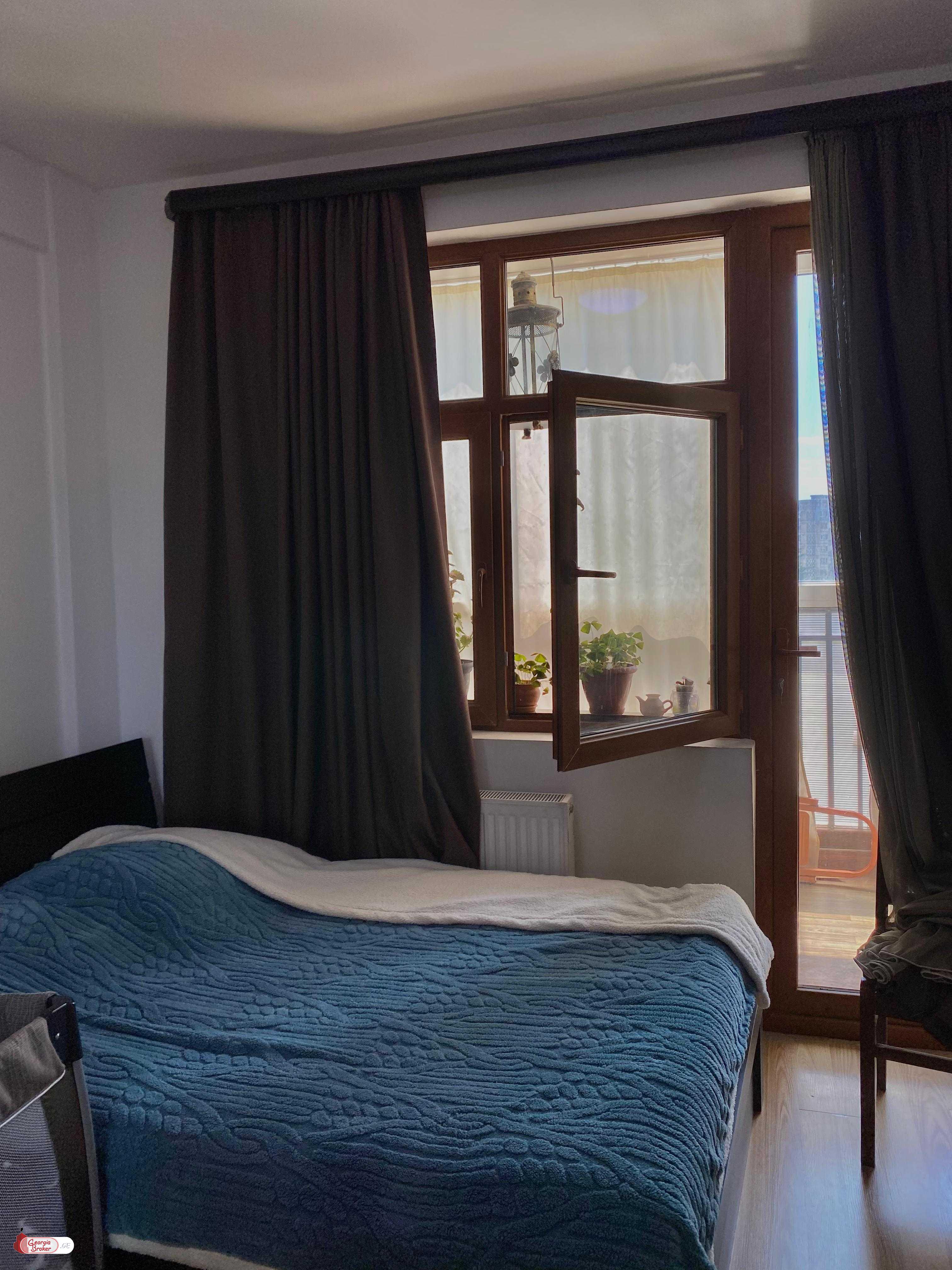 nearly repaired 4-room apartment for sale