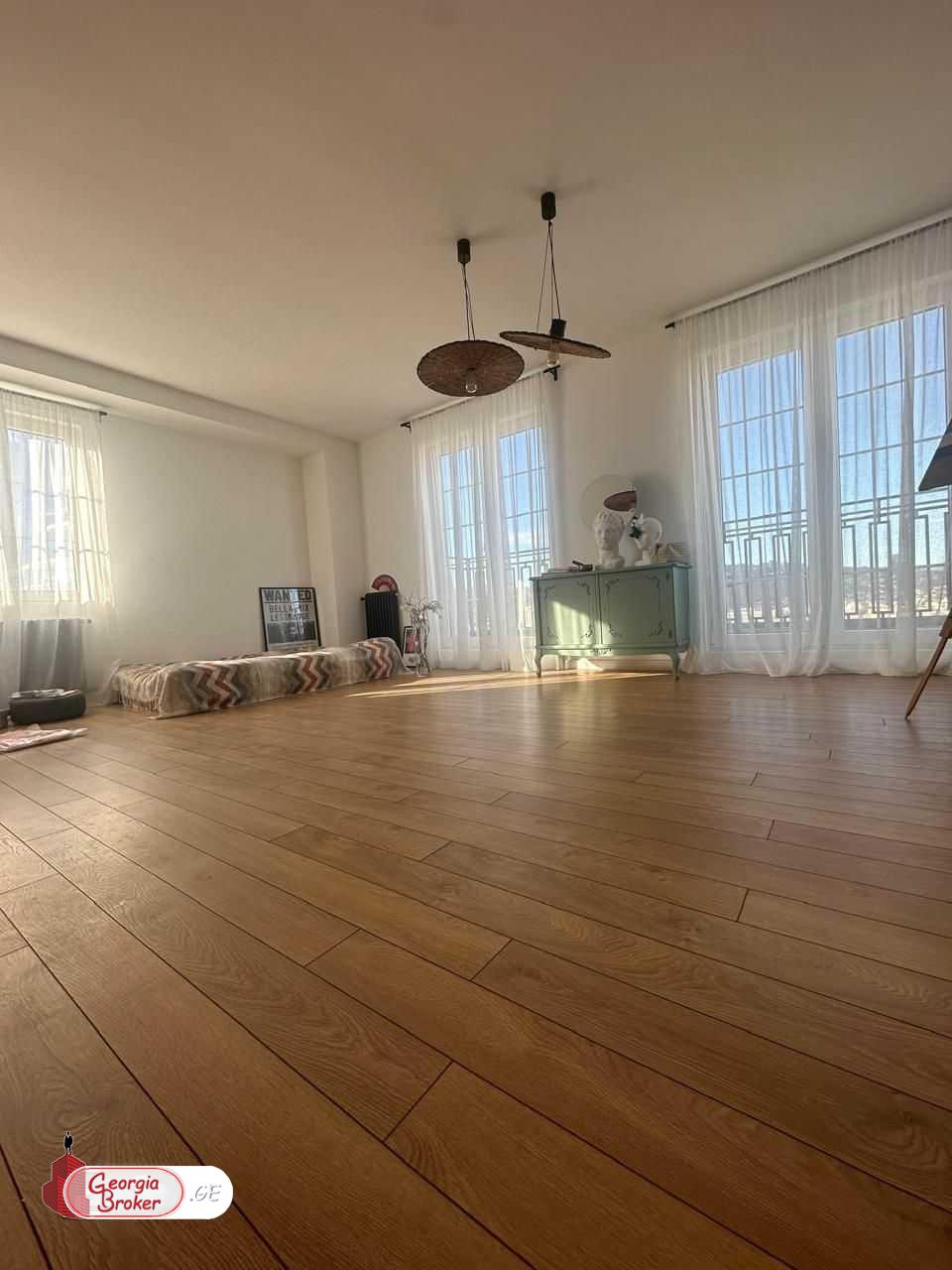 nearly repaired 4-room apartment for sale