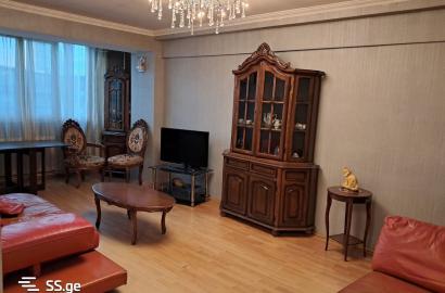 nearly repaired 3-room apartment for sale