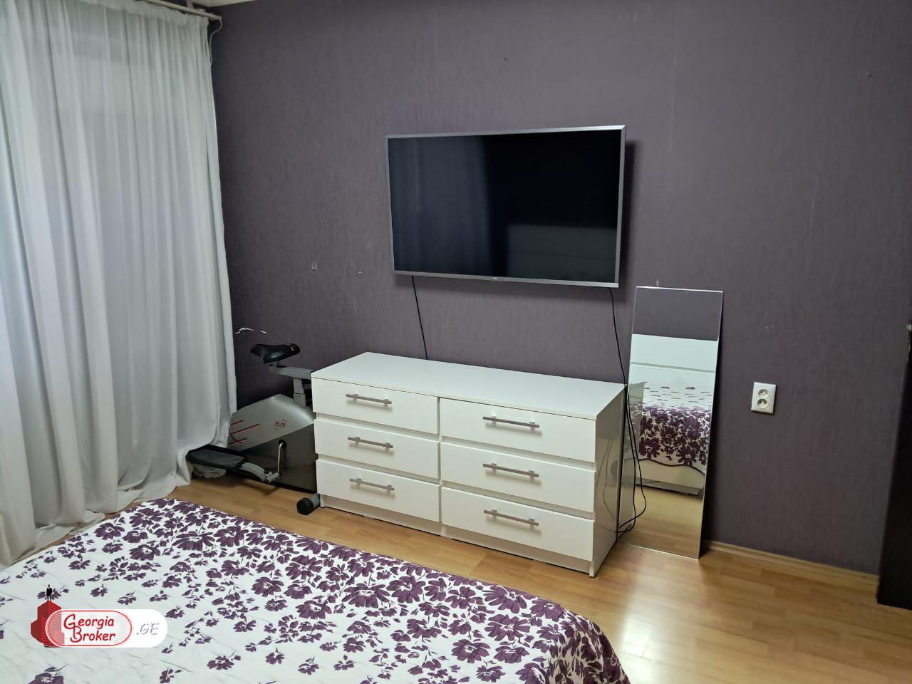 nearly repaired 3-room apartment for sale