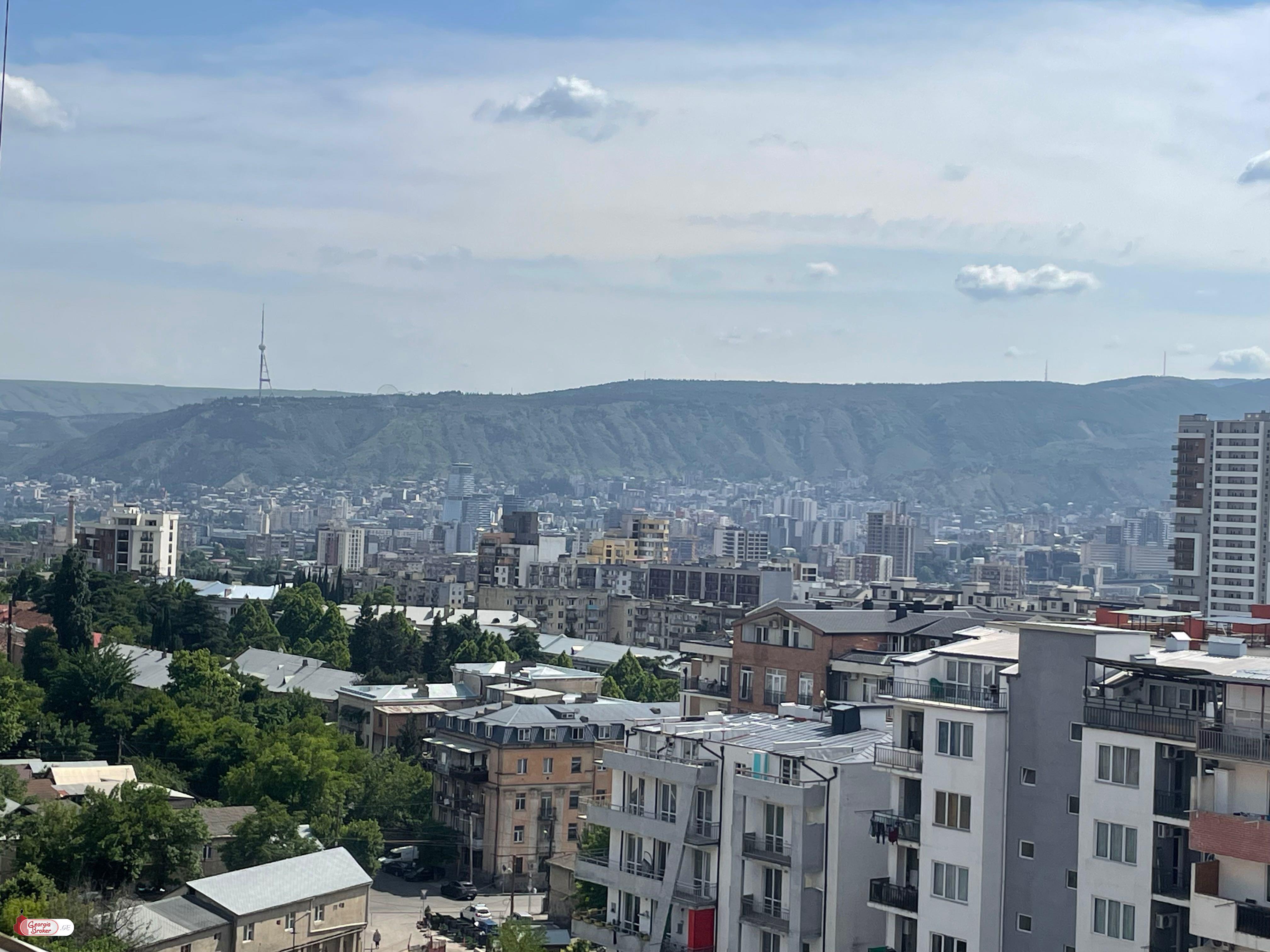 продается квартира с новым ремонтом 2-комнаты