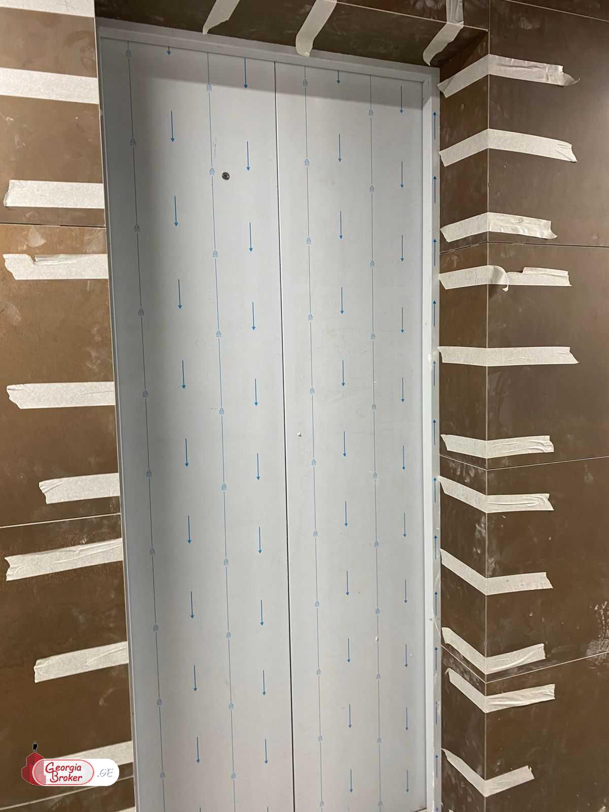 nearly repaired 2-room apartment for sale