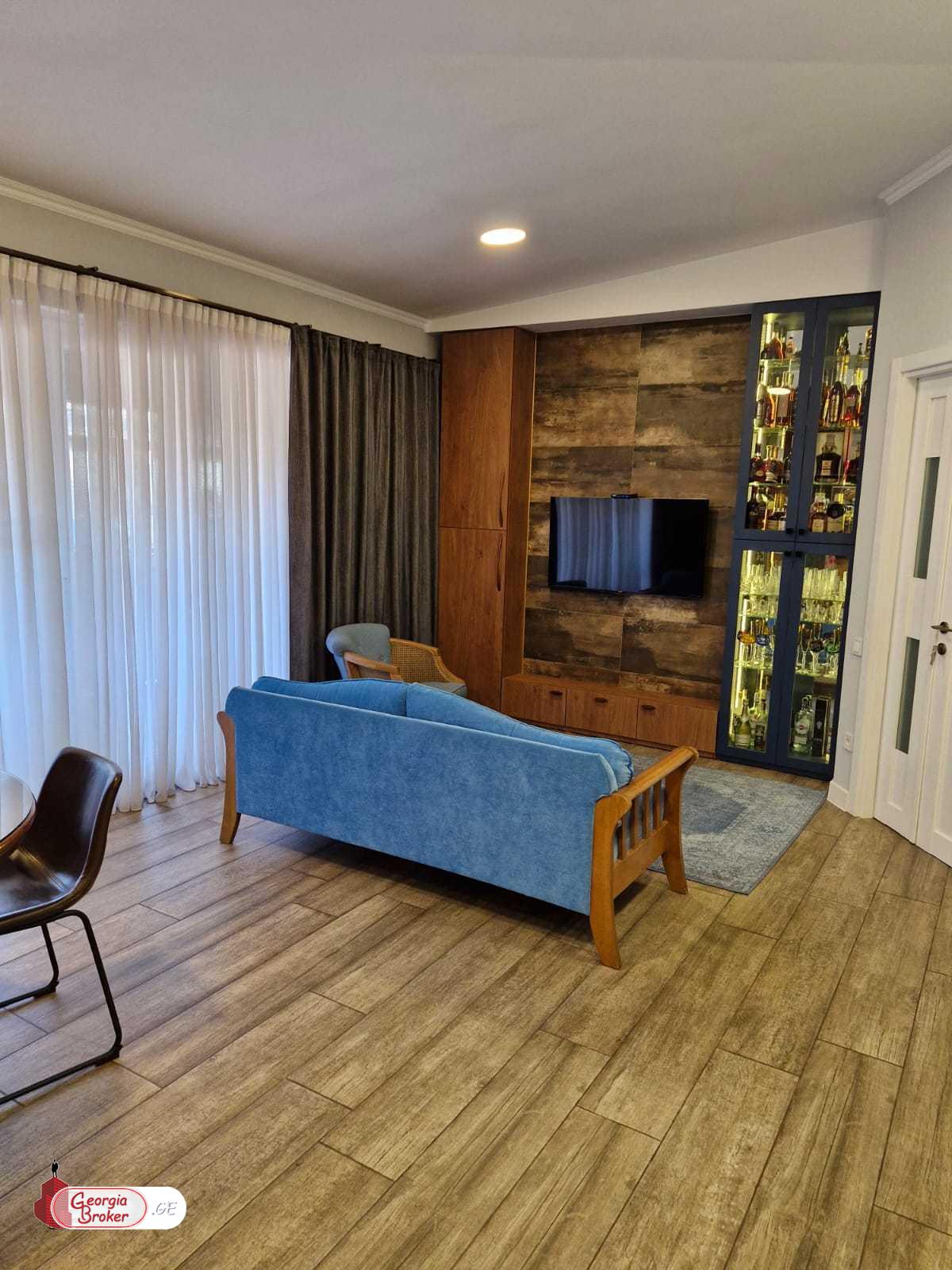 nearly repaired 3-room apartment for sale