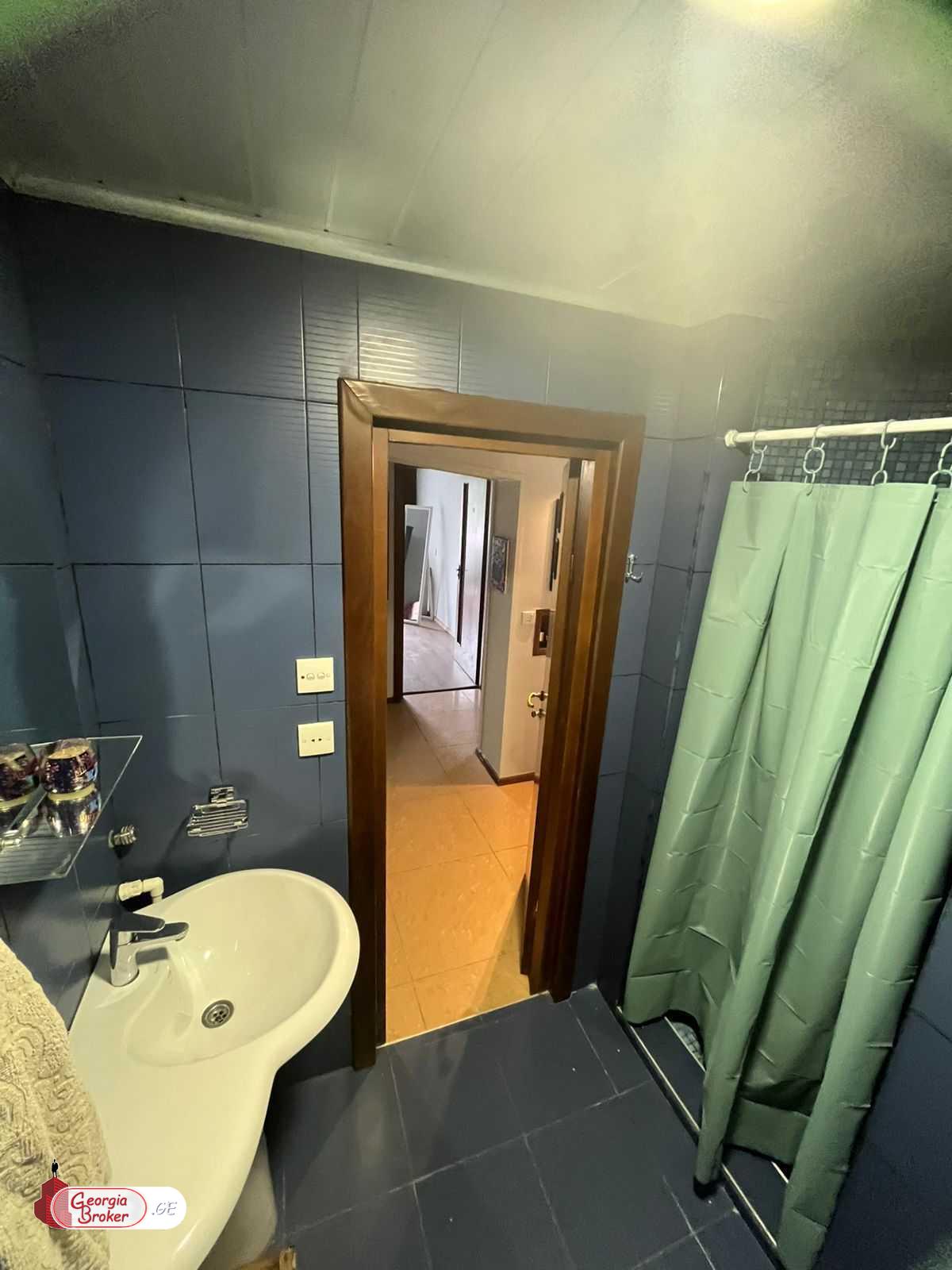 nearly repaired 4-room apartment for sale