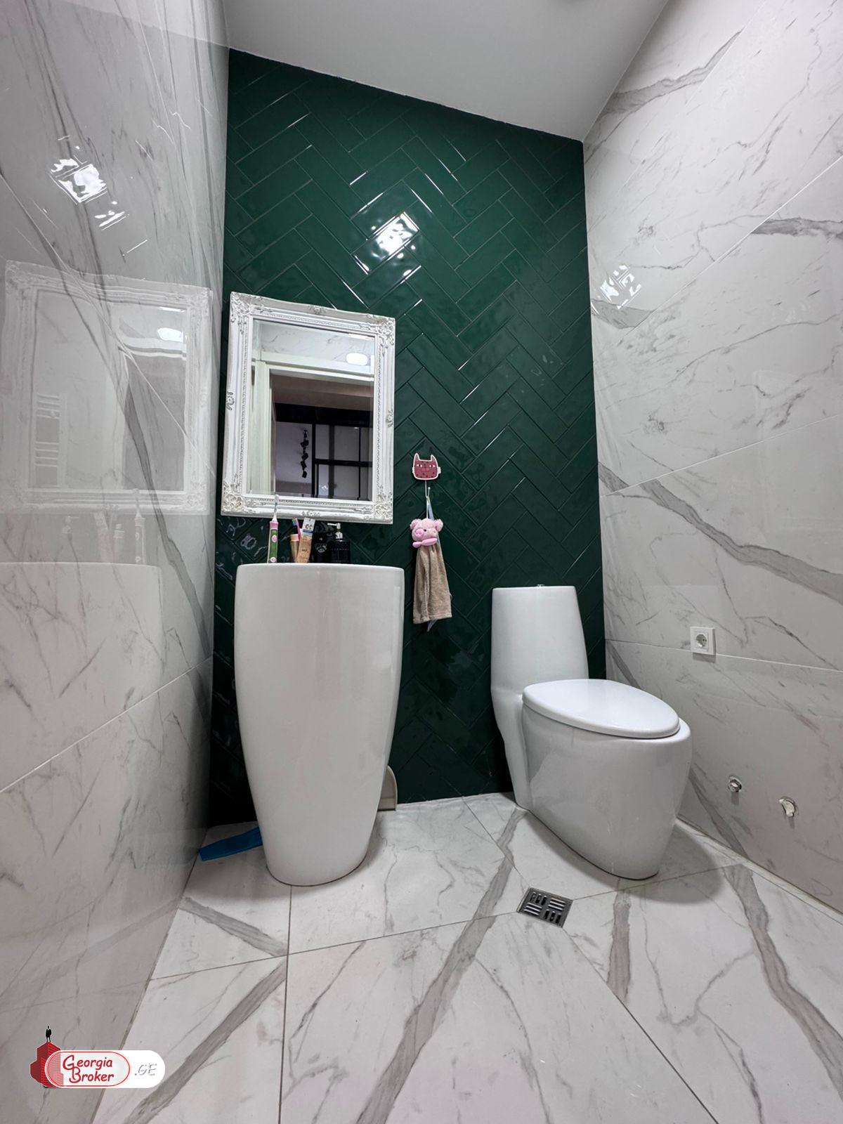 nearly repaired 3-room apartment for sale