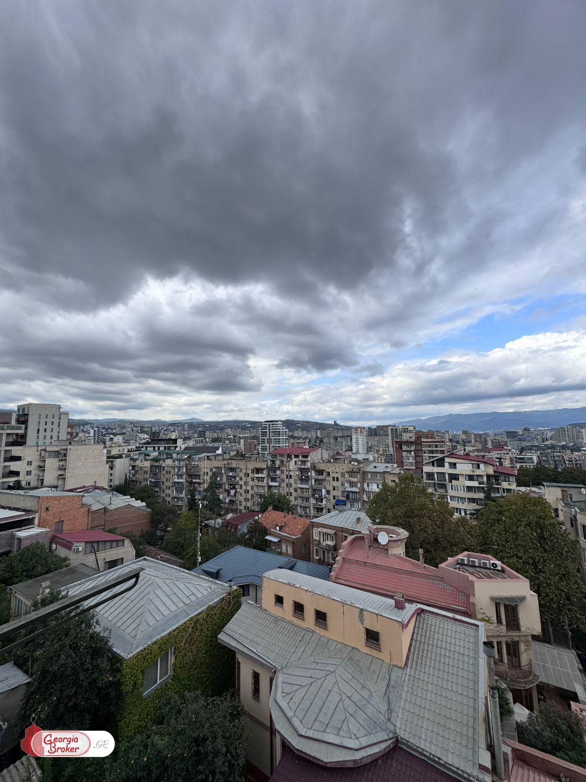 nearly repaired 3-room apartment for sale