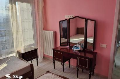 nearly repaired 3-room apartment for sale