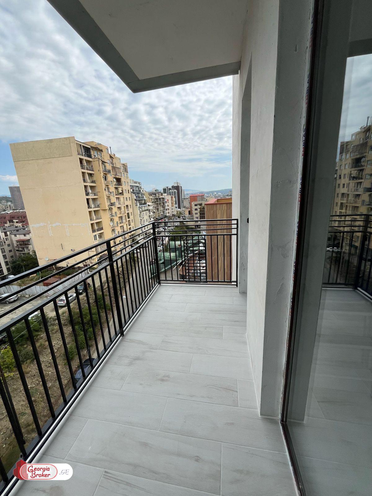 nearly repaired 2-room apartment for sale