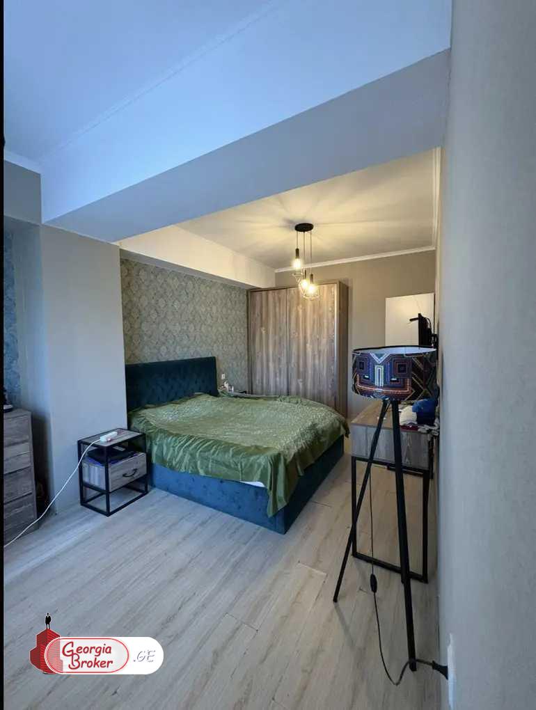 nearly repaired 3-room apartment for sale