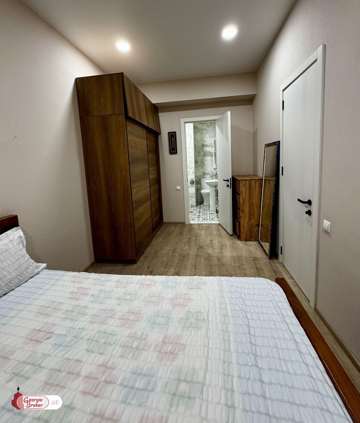 nearly repaired 4-room apartment for sale