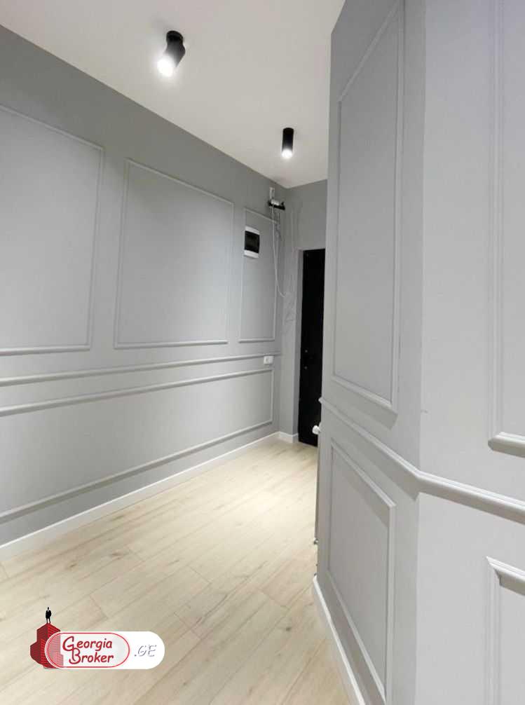 продается квартира с новым ремонтом 3-комнаты